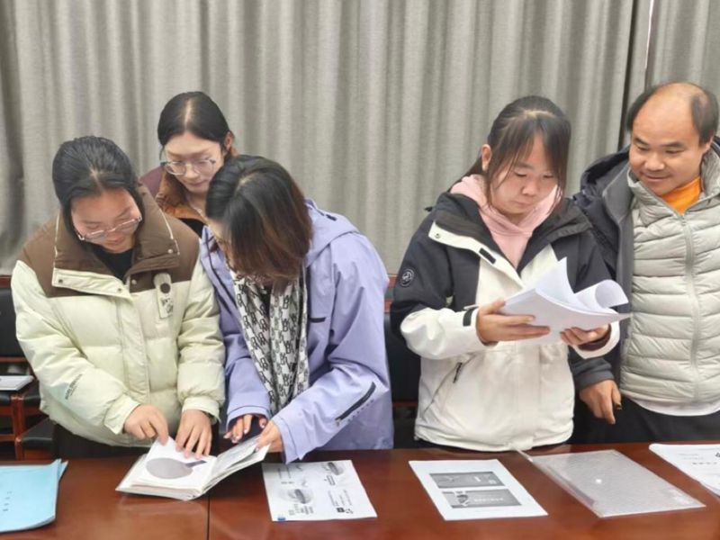 青培3_副本.jpg 青培3_副本.jpg