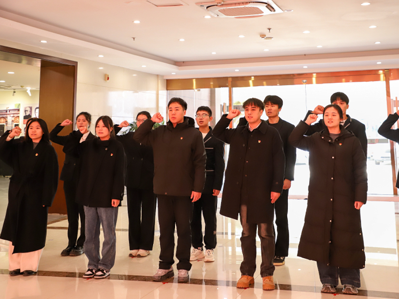 活动现场.jpg 活动现场.jpg