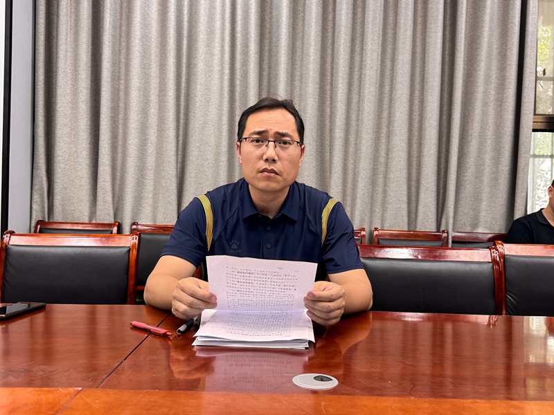 体育学院召开教师职业行为准则专题培训_副本.jpg